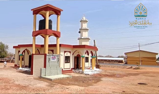 صورة بئر ارتوازي عمق 120 متر في بنين 🇧🇯